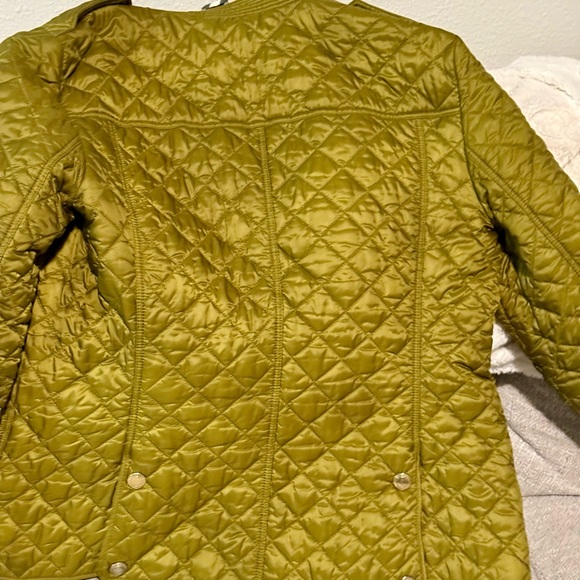 💯 Authentic Burberry Brit 4-Button Quilted Jacket - Picture 8 of 9